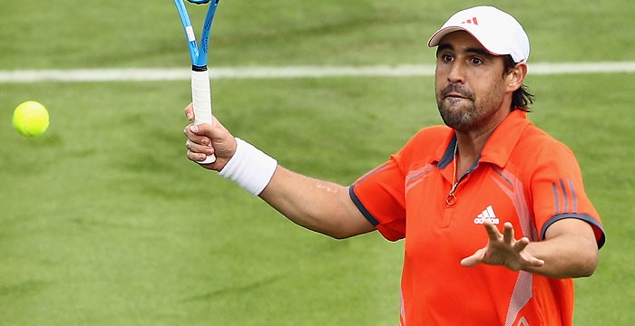 Marcos To  Begin Grass-Court Campaign